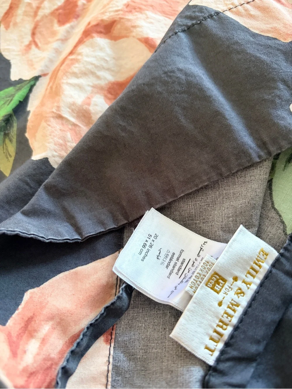 Bed of Roses Duvet Cover - Dark Gray